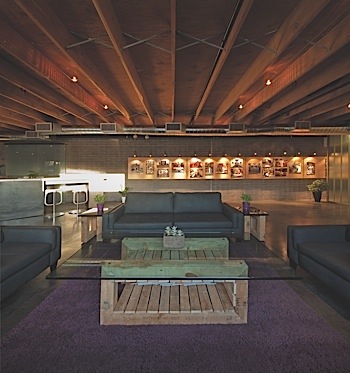 customer waiting area at 180 degrees automotive